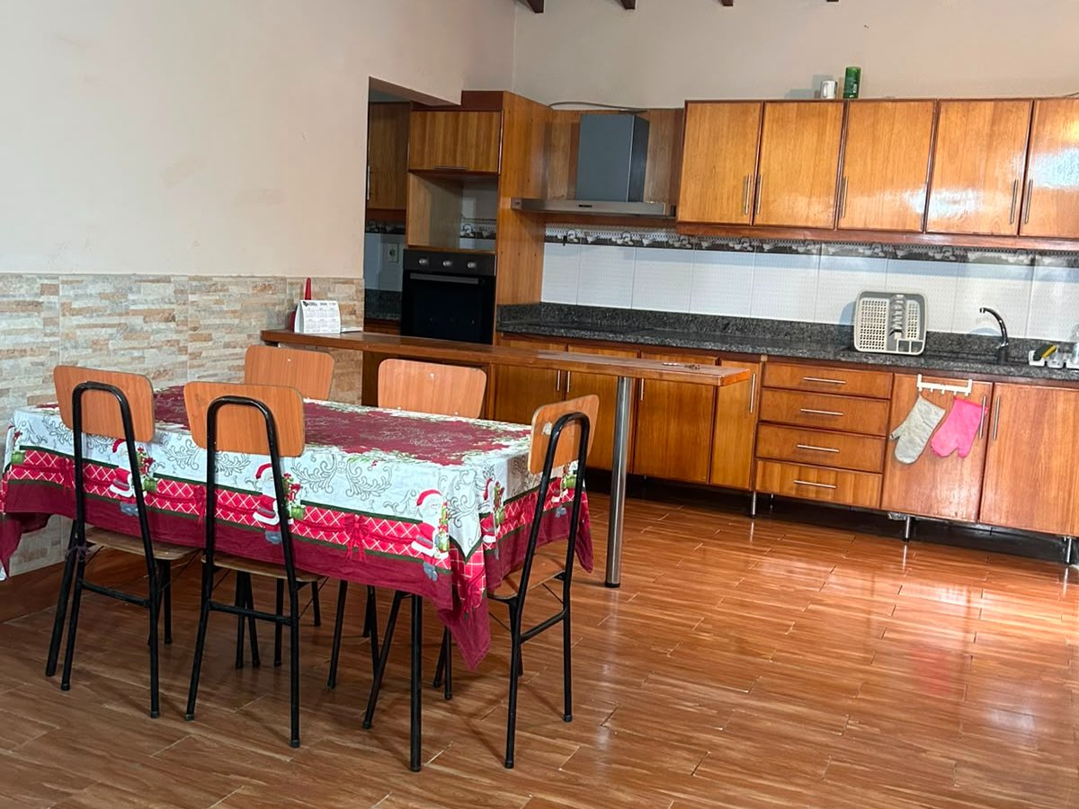 ALQUILO CASA 4 DORMITORIOS EN MARIANO ROQUE ALONSO — foto 3