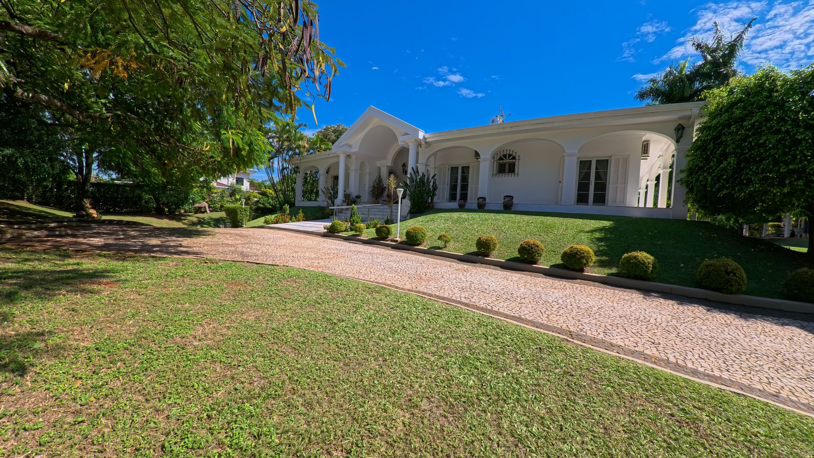 Residencia en Paraná Country club Lote de 4.000 M2 — foto 2