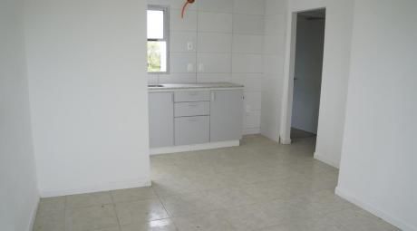 Departamentos 1 Y 2 Dorm A Estrenar 1 Cuadra Super Eco Cno Lussich Maldonado