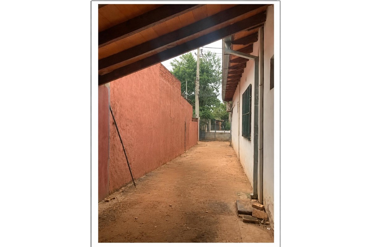 Casa-Venta-Israel, Tres Bocas, Fernando De La Mora, Central — foto 3