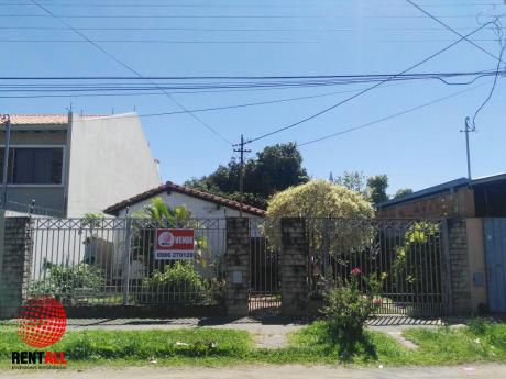Casa A Refaccionar En Barrio Santa Maria