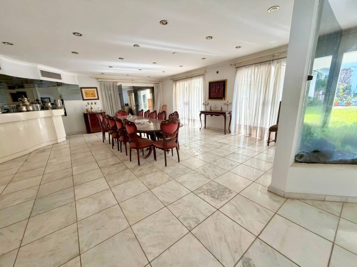 VENTA | Propiedad de gran escala en esquina – Barrio San Cristóbal — foto 3