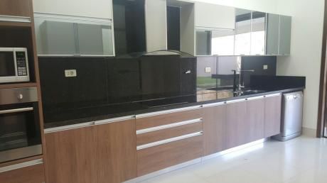 Alquilo Lujosa Residencia En Condominio Zona Colegio Goethe