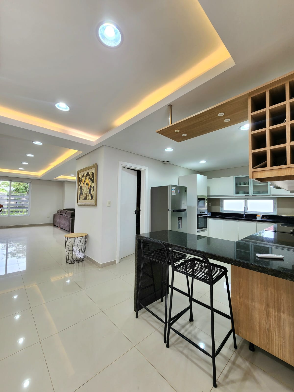 Vendo Casa Premium en San Bernardino | Piscina | 3 Dormitorios | USD 250.000 — foto 3
