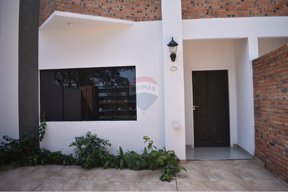 ALQUILO DUPLEX EN LAMBARE — foto 3