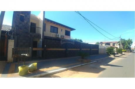Residencia A Pasos Del Colegio Apostólico San José