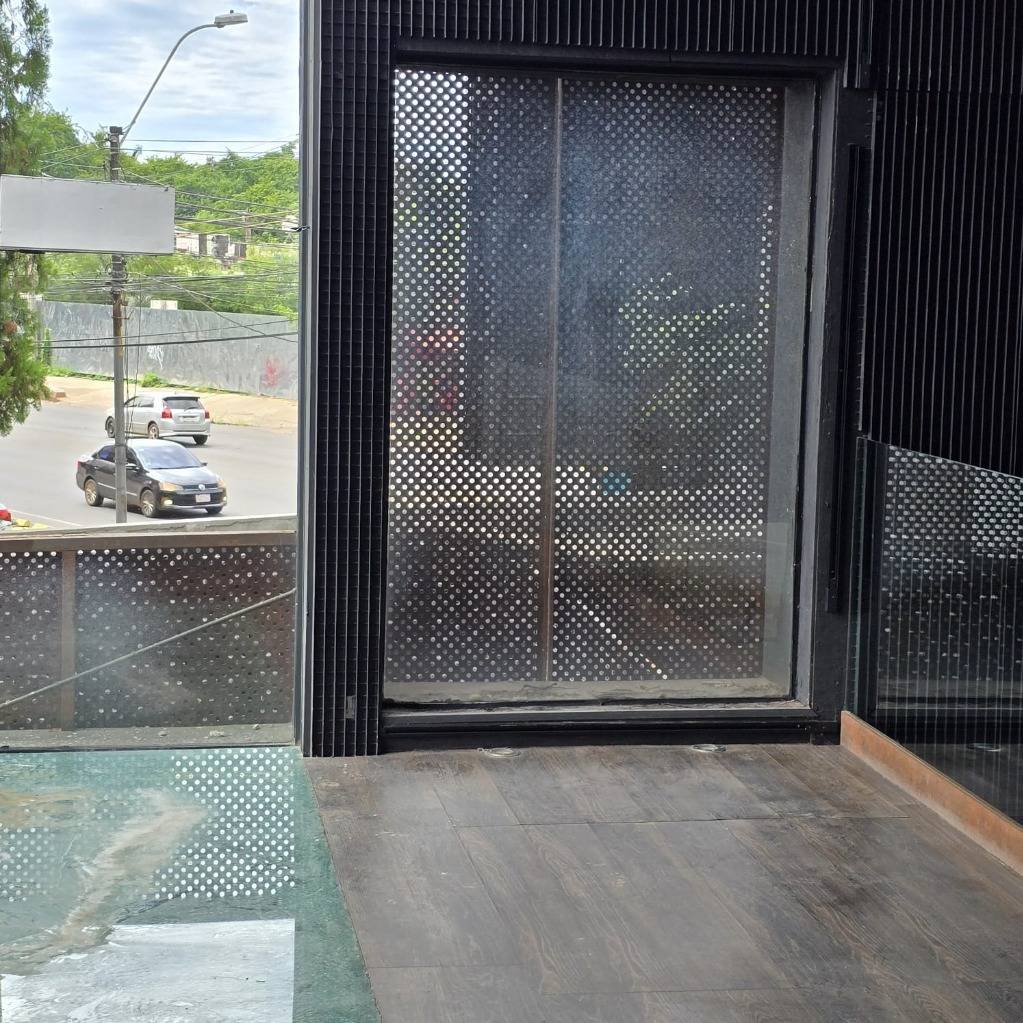 Propiedad Comercial sobre Av. Aviadores de calle a calle zona Shopping del Sol — foto 3