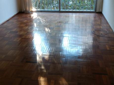 Venta Apartamento, Pocitos, Dos Dormitorios Y Dos Baños