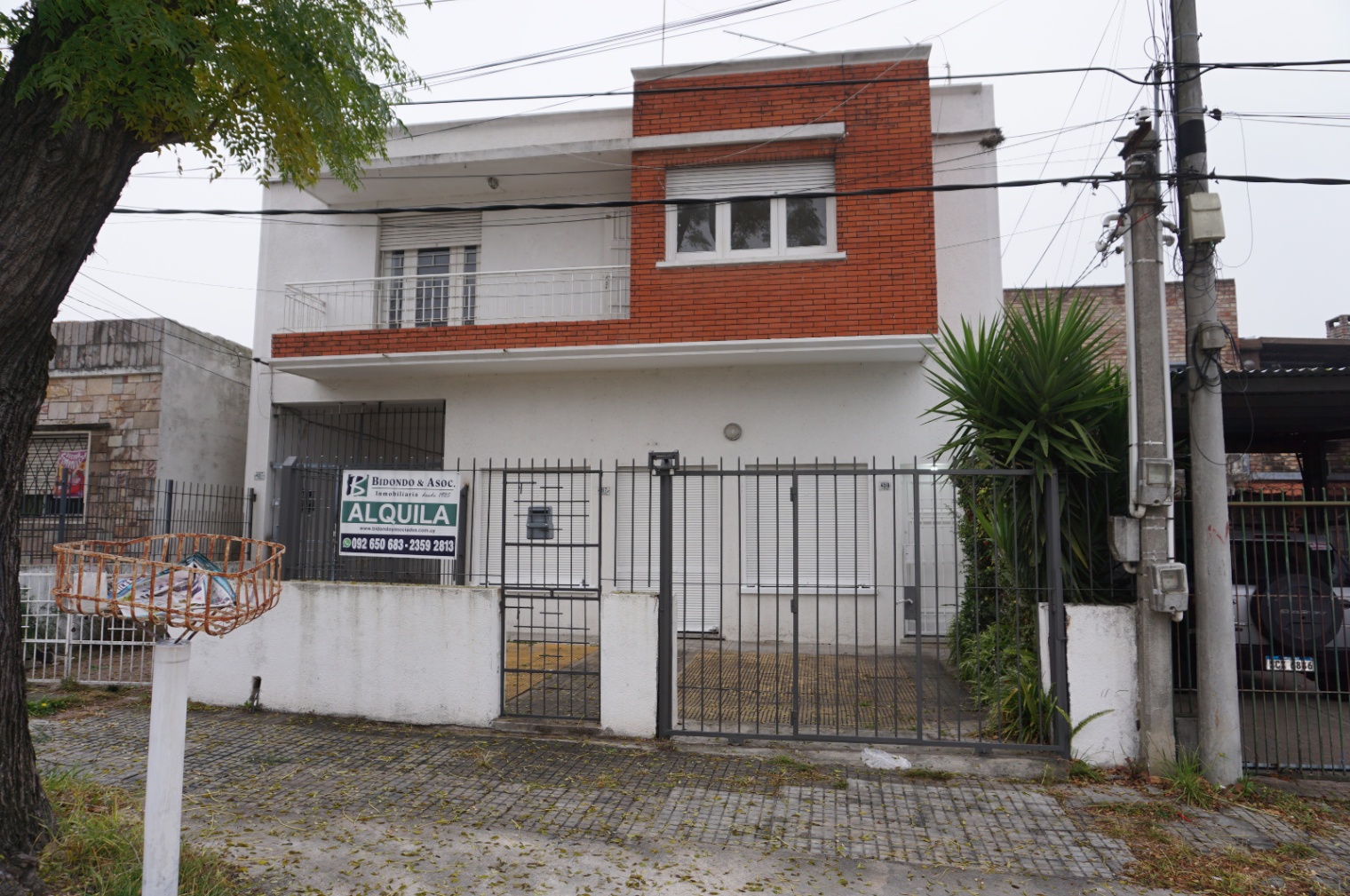 Casa en alquiler c/ cochera en Prado