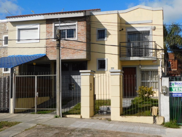 Linda casa de 3 dormitorios y 2 baños con garaje en Sayago, a 20 mts de Av. Millán