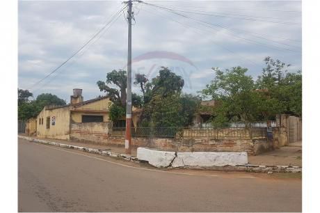 Terreno En Esquina Con Chalet. Especial P/ Desarrollo De Duplex