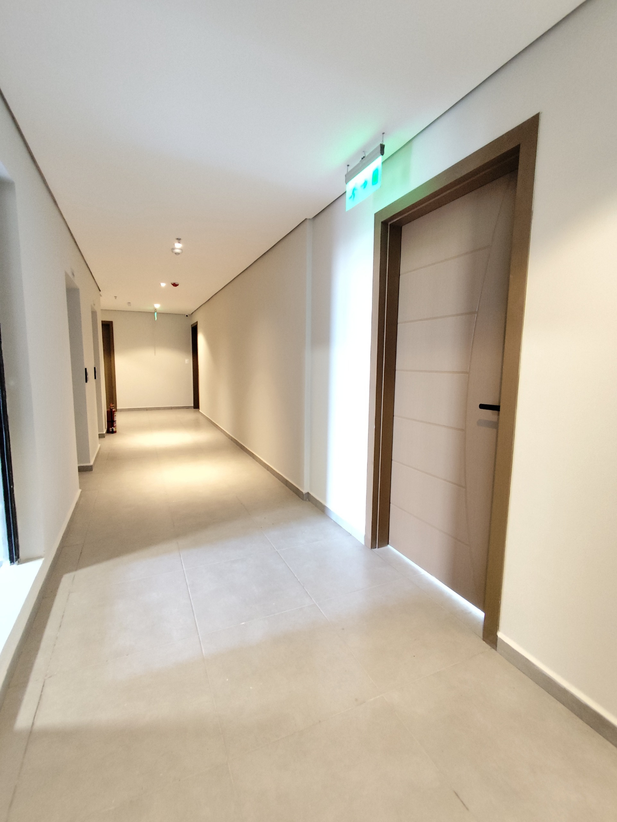 ALQUILER Departamento a estrenar de 1 dormitorio con cochera en Villa Morra — foto 3
