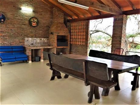 Vendo O Alquilo En Sanber Casa Amoblada Con Piscina, Zona Copaco