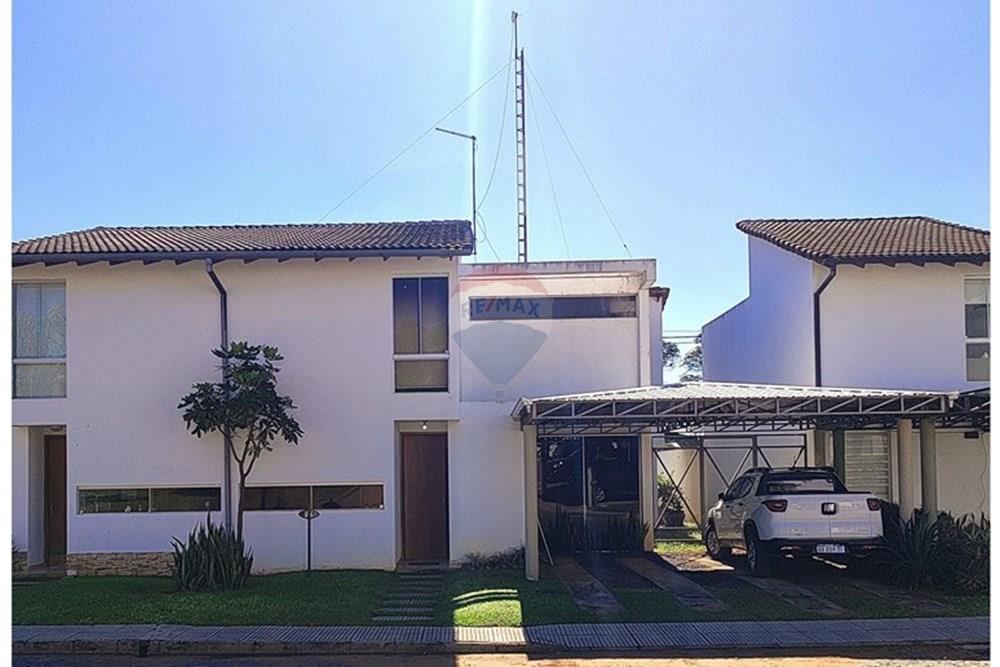 Casa en venta en Luque