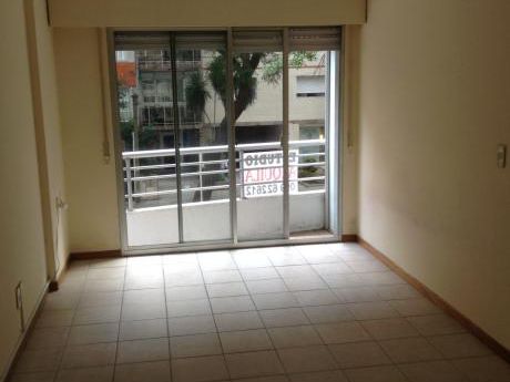 Monoambiente Con Terraza En Pocitos