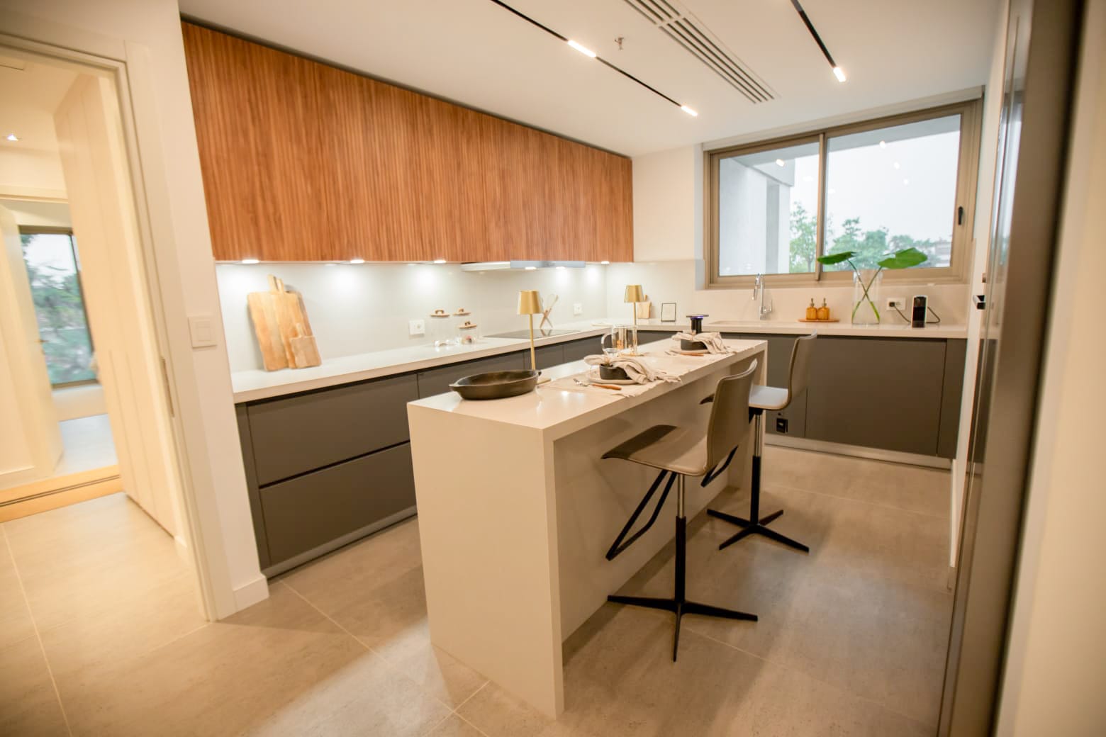 Alquilo Exclusivo y Amplio Dpto de Lujo de 3 Habit en Suite — foto 3