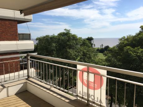Amplio Apartamento Con Excepcional Ubicación