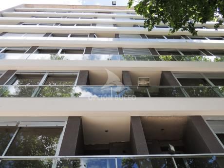 Apartamento En Alquiler En Brazo Oriental. 2 Dormitorios, A Estrenar