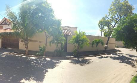 Casa En Venta Zona Canal Cotoca En Esquina