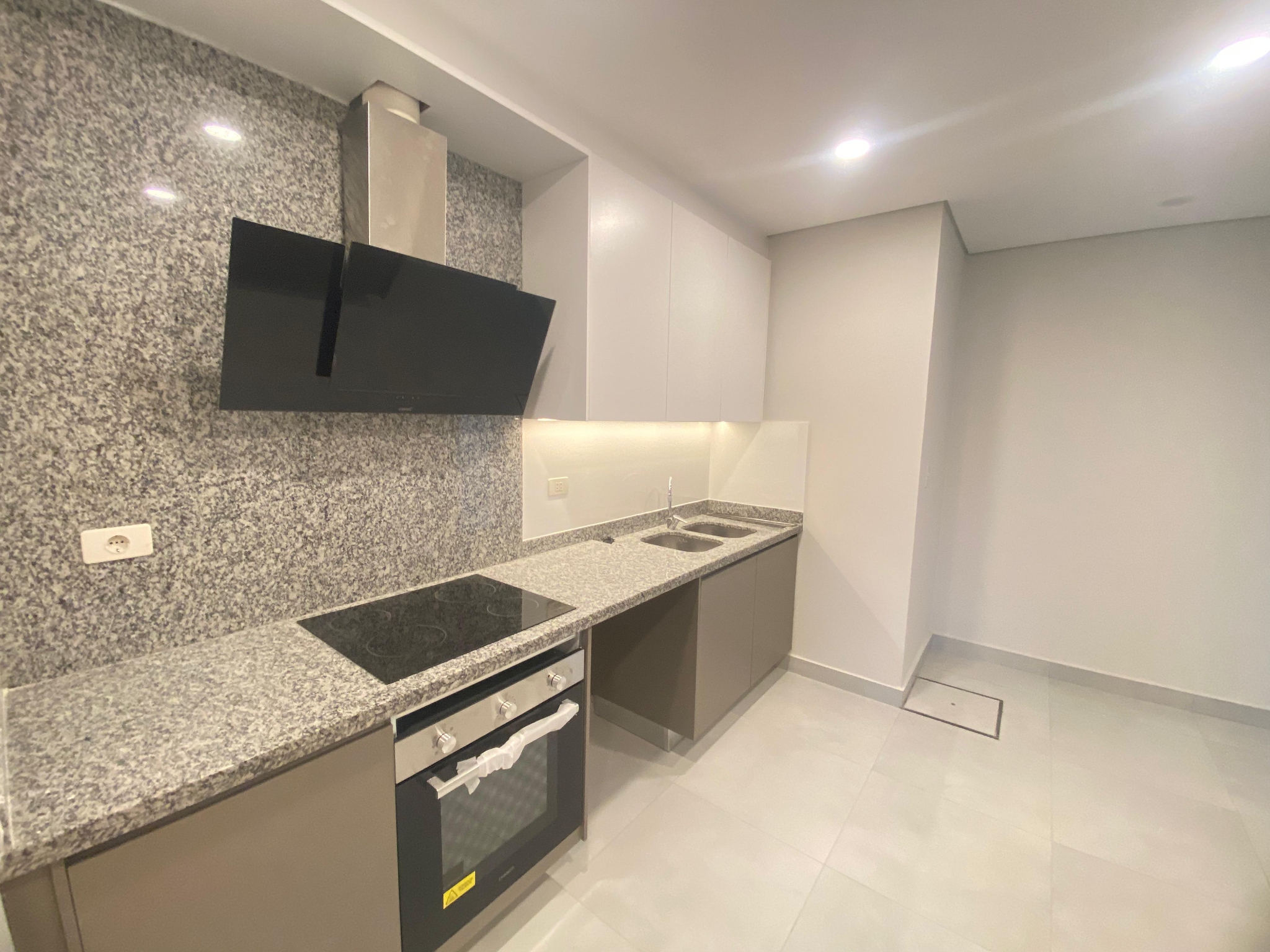A Estrenar! Amplio y Comodo Departamento Barrio Sajonia — foto 3