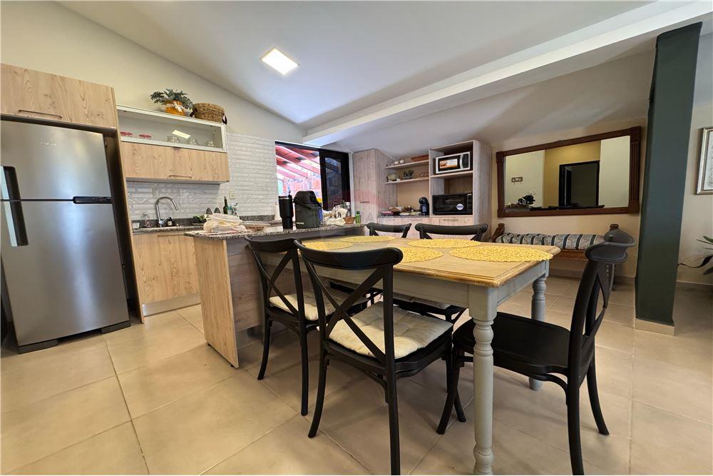 Casa en venta en Encarnación — foto 2