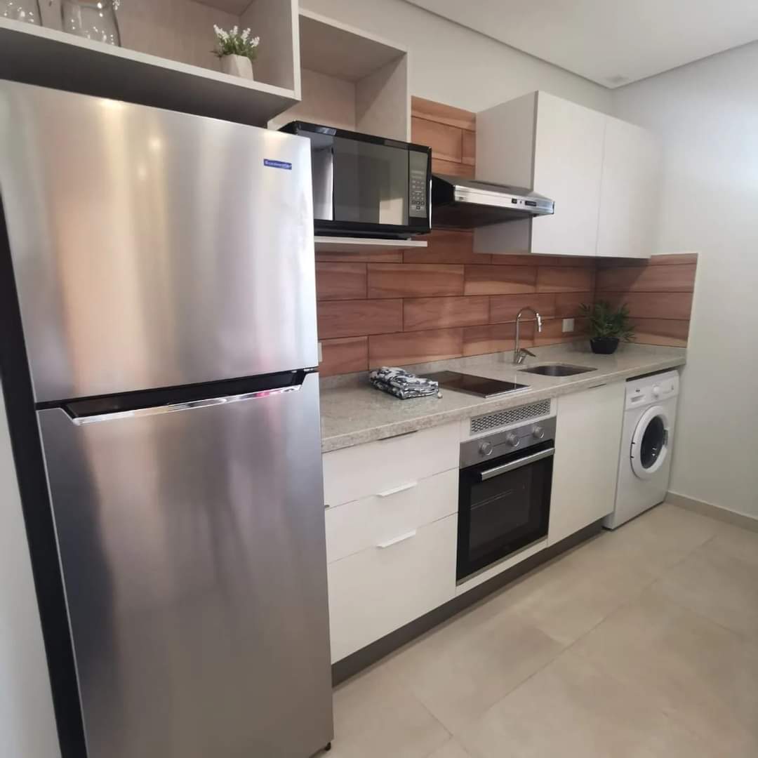 VENDO MONOAMBIENTE AMOBLADO EN LAGUNA CLUB — foto 2