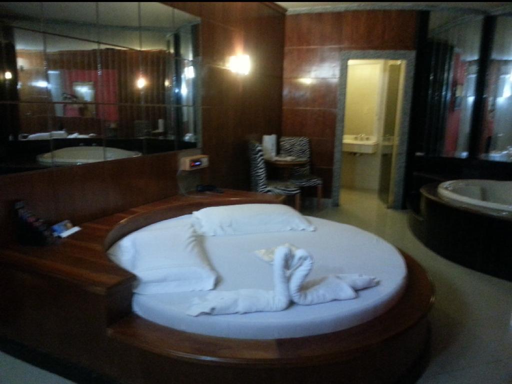 IMPONENTE  MOTEL ZONA SAN LORENZO,EXCELENTE OPORTUNIDAD DE INVERSIÓN — foto 3