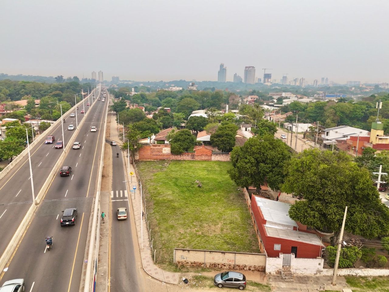 EN VENTA - Terreno sobre Av. Primer Presidente — foto 3