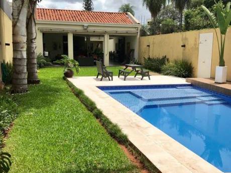 Vendo Casa Toda En Planta Baja, Zona Club Centenario, Leon Condou, Venezuela