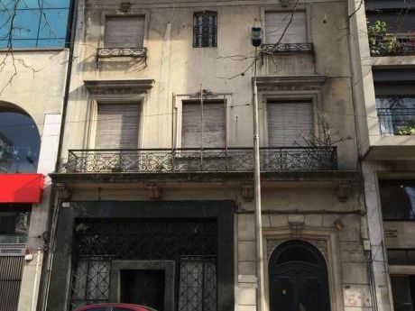 Local Y Oficinas - En El Centro Frente A La Plaza Fabini
