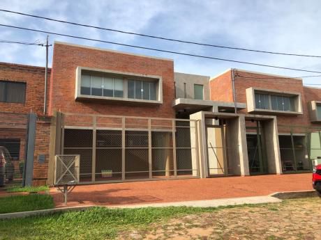Alquilo Duplex Detras De La Conmebol A Estrenar..