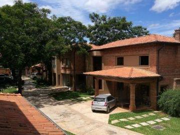 Vendo Casa En Condominio A Cuadra De De Laguna Grande