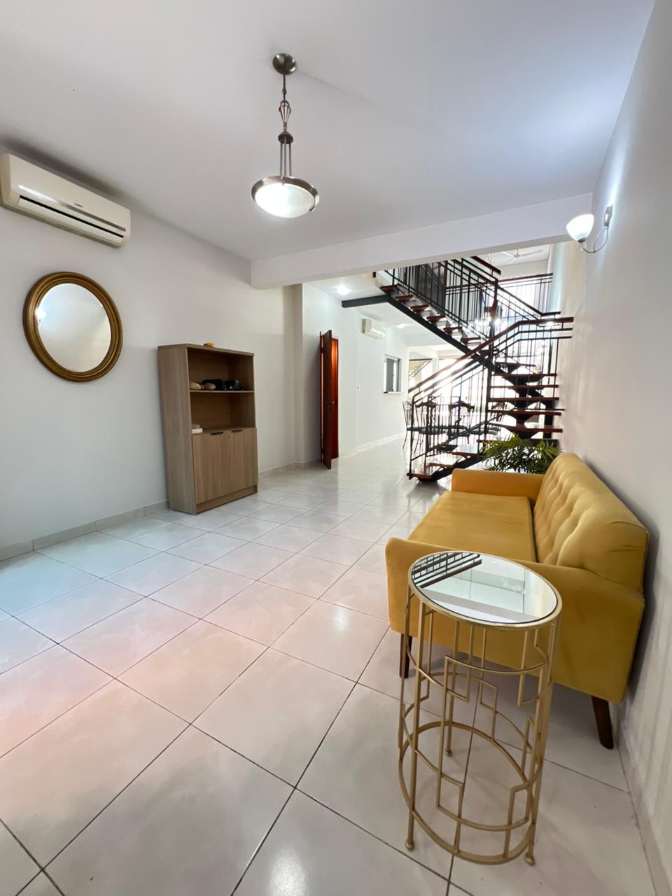 ALQUILO DUPLEX SEMI AMOBLADO DE 3 DORMITORIOS EN YCUA SATI. — foto 3