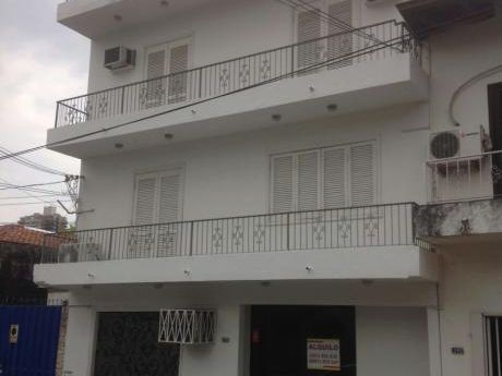 Alquilo Edificio De 3 Plantas Para Oficina O Vivienda Zona Céntrica De Asuncion