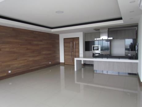 Lujoso Departamento En Equipetrol