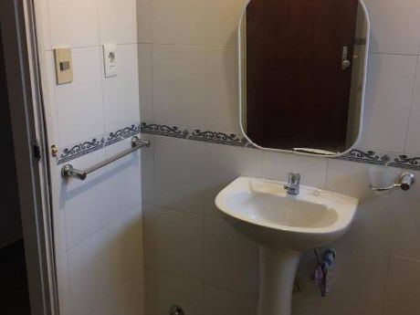 Comp. Centenario IV Reciclado. 2 Dor. 70mts2. Al Frente. Gc