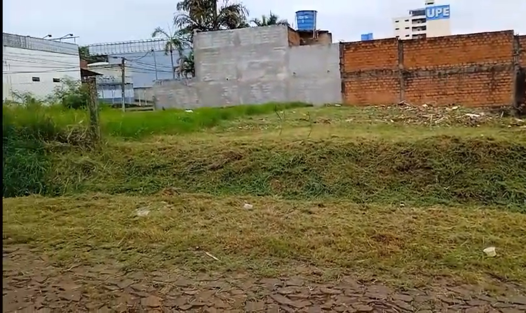 VENDO TERRENO KM 6.5 ACARAY, ZONA GARDEN — foto 2