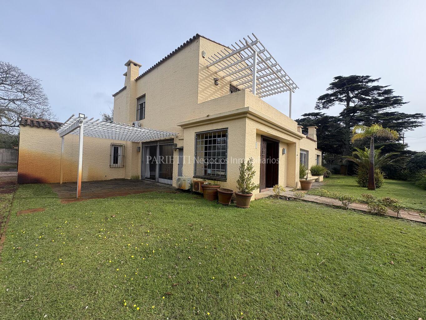 Casona Carrasco Sur Alquiler  Oficinas