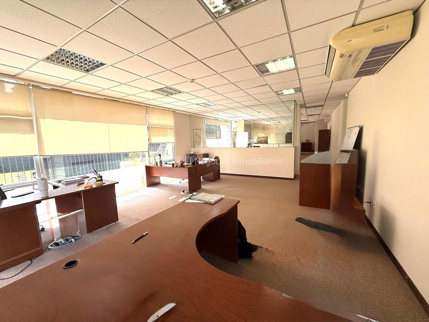 Alquiler Oficinas en Carrasco Arocena · Foto 6