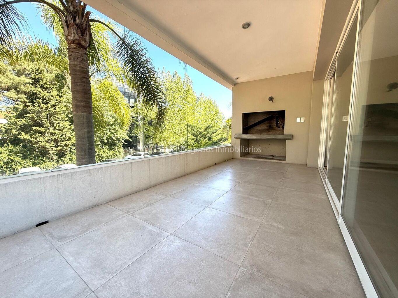 VENTA Apartamento Edificio sobre El Lago - foto 3