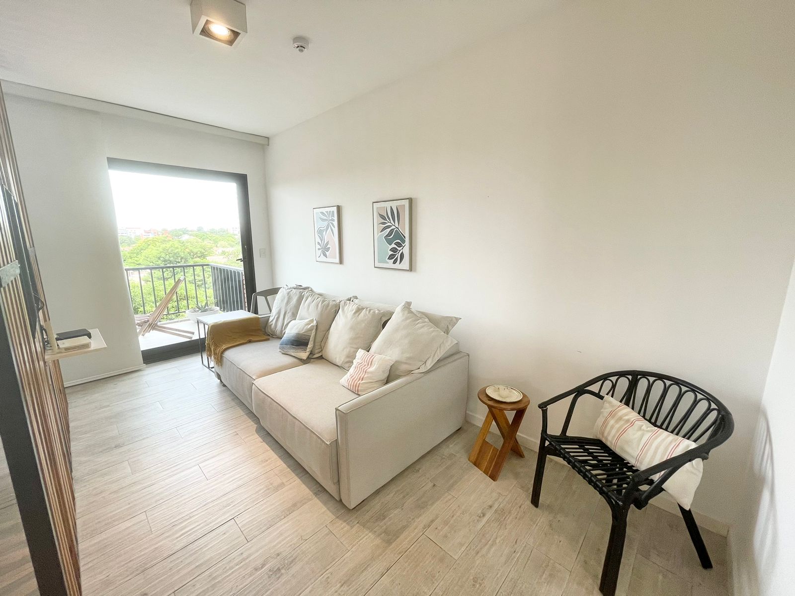 En Alquiler Hermoso Monoambiente Amoblado En Barrio Jara A156- — foto 2