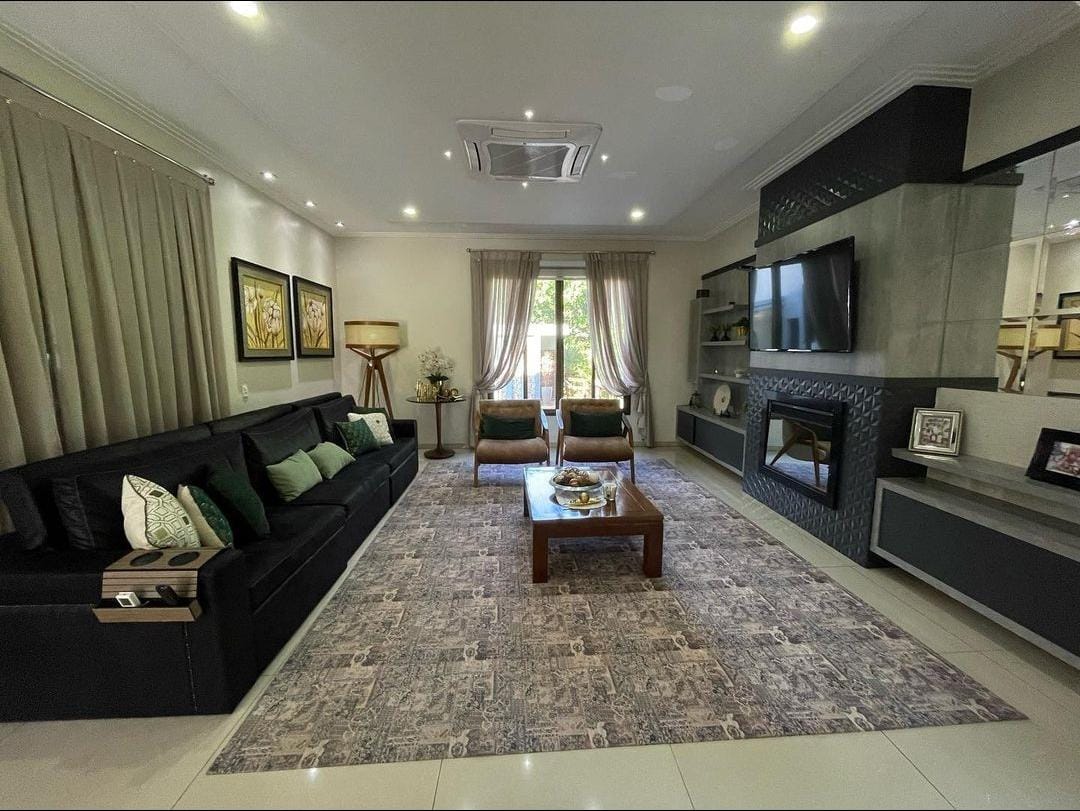 Vendo Residencia en el Parana Country club. Totalmente amoblada — foto 2