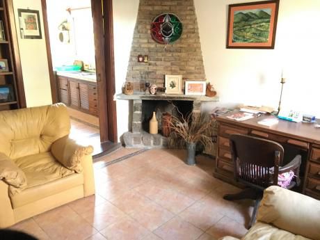 Casa Central - Buena Casa En Islas Canarias Y Molinos De Raffo