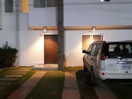 Hermosa Casa En Anticretico