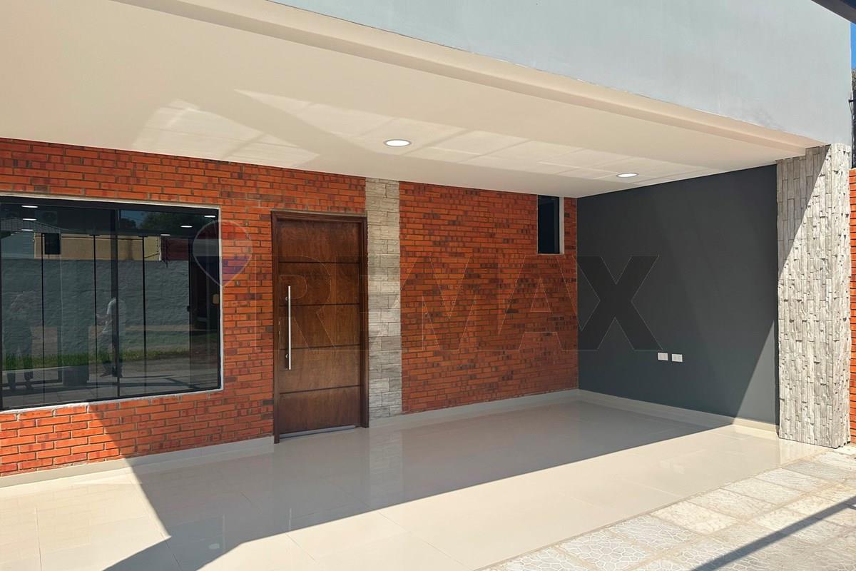 Venta De Dúplex Zona Yacht — foto 2