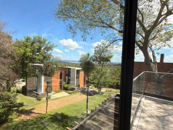 RESIDENCIA DE LUJO EN SAN BERNARDINO — foto 3