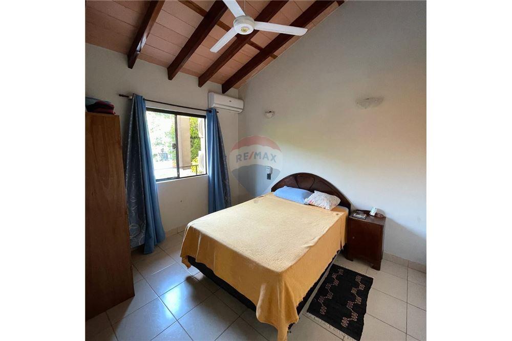 Casa - Alquiler - Lambaré, Paraguay — foto 2