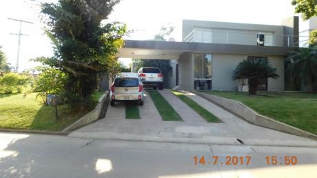 Bonita Casa En Venta Jardines Del Urubo 1