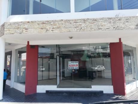 Hermosa Tienda Comercial-oficina En Alquiler