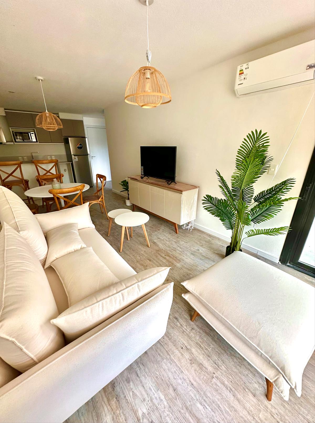 ALQUILER APARTAMENTO UN DORMITORIO CON MUEBLES